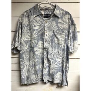 Indygo Smith Outfitters Hawaiian shirt.
